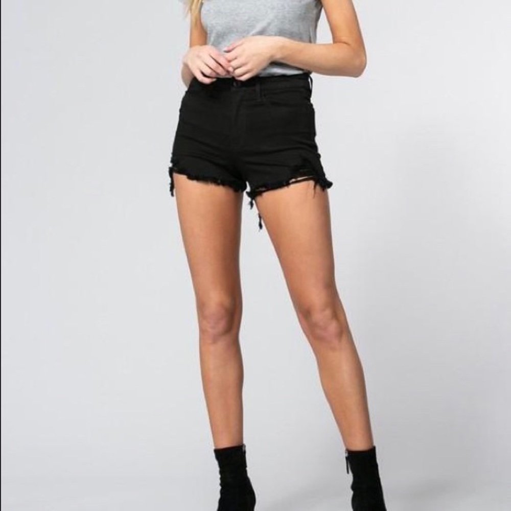 Distressed Frayed Hem Denim Shorts